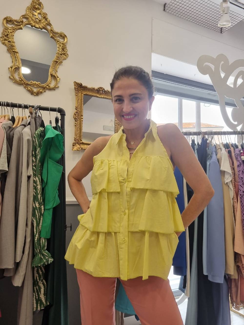 Le Chicche Camicia Smanicata Gialla Fino Al -60%