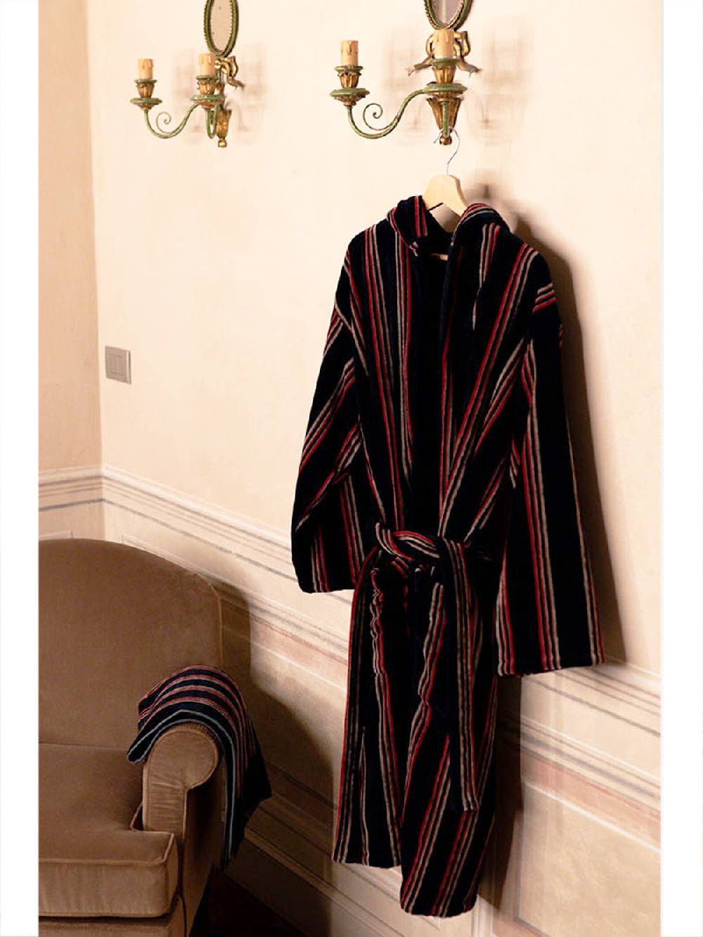 Julipet Set 2 asciugamani J in morbida spugna Offerte