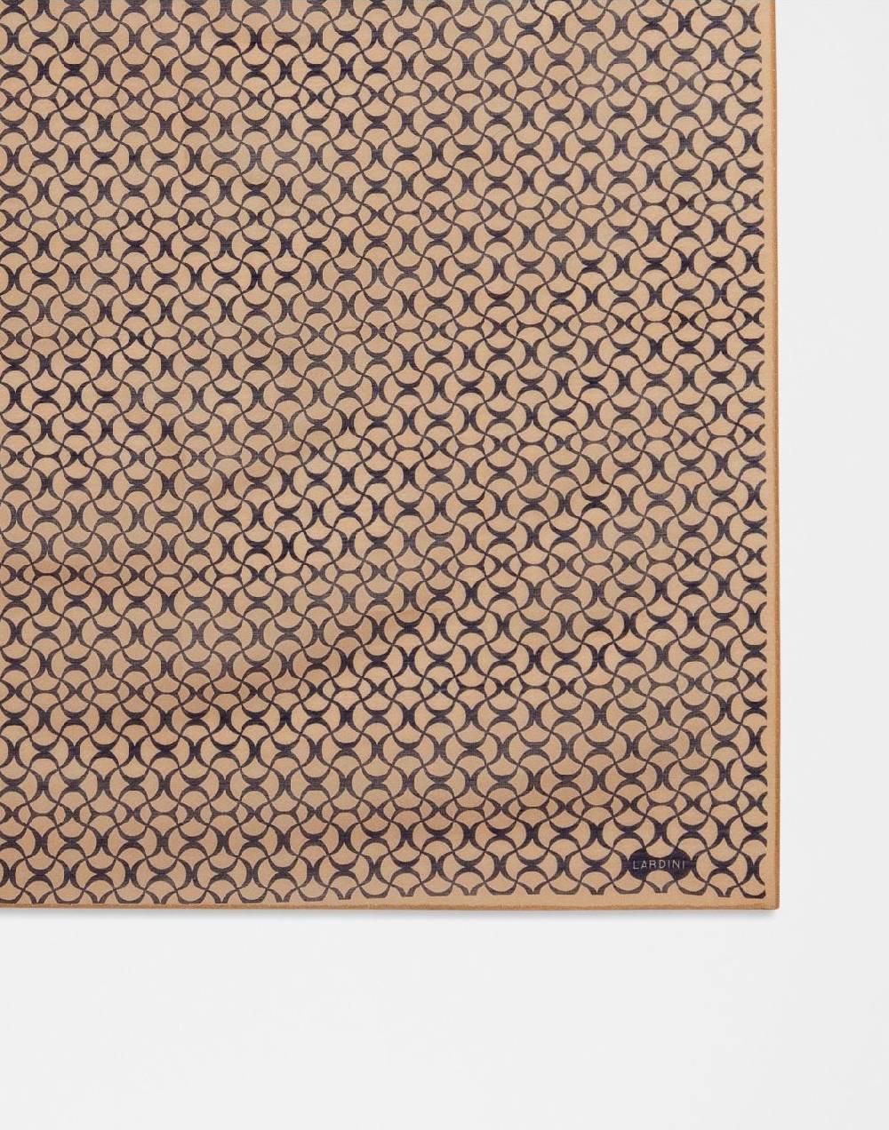 Lardini Foulard in seta con disegno geometrico Affare Del Giorno