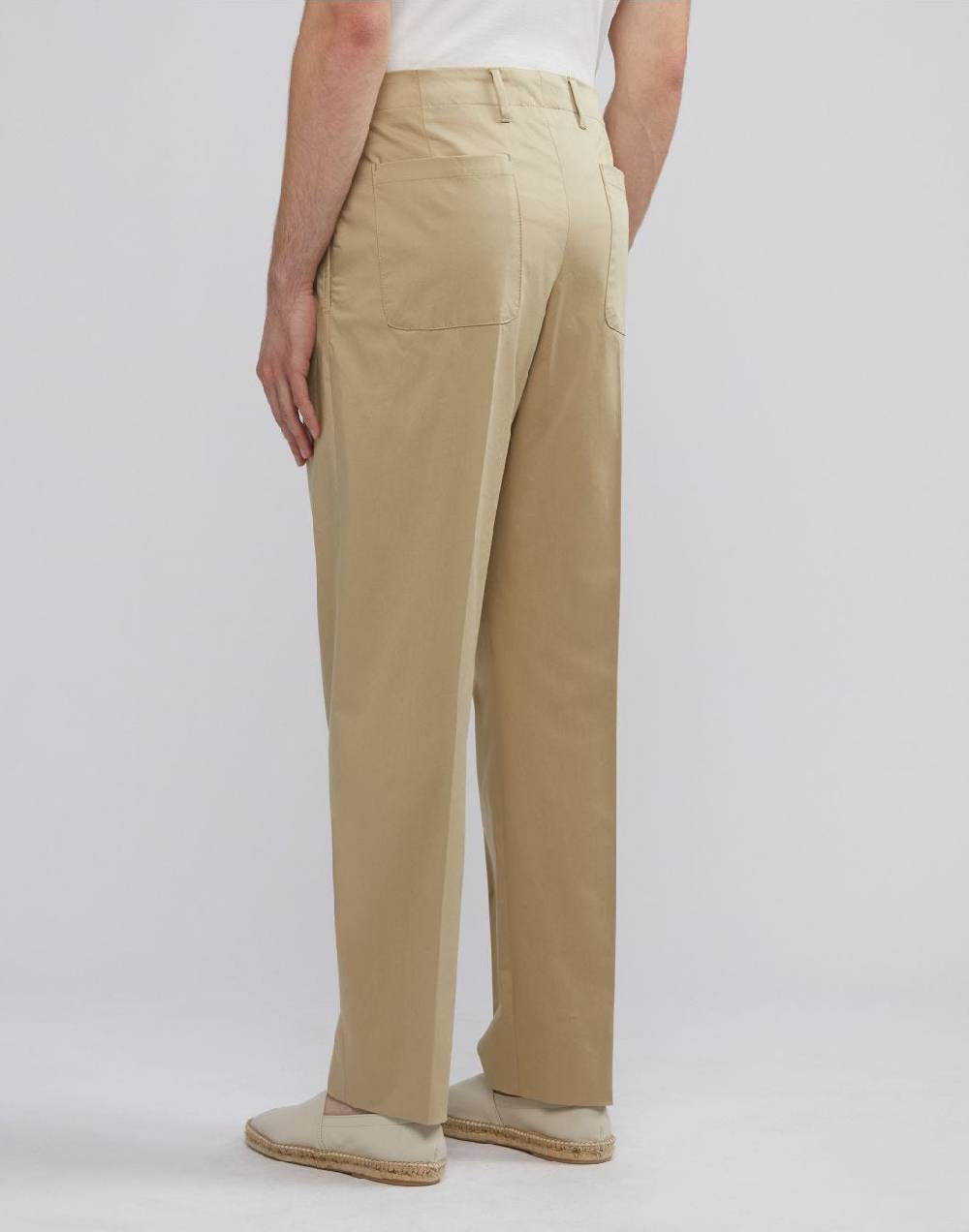 Lardini Pantalone beige in satin stretch di cotone Offerte