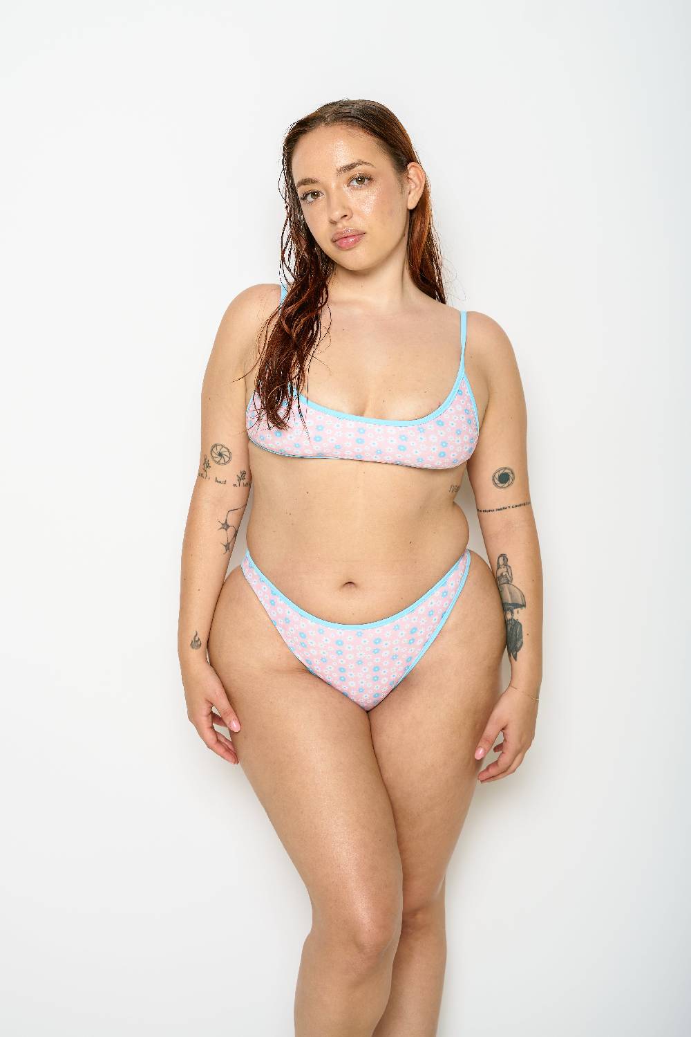 Not After Ten PINK FLORAL HIGH CUT CHEEKY BOTTOM Sconto