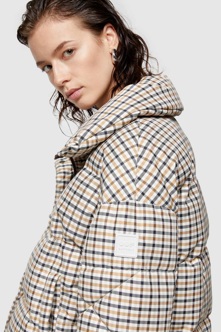 Oof Wear GIACCA CORTA 9235 IN NYLON MEMORY - CAMMELLO/MARRONE Acquista Ora