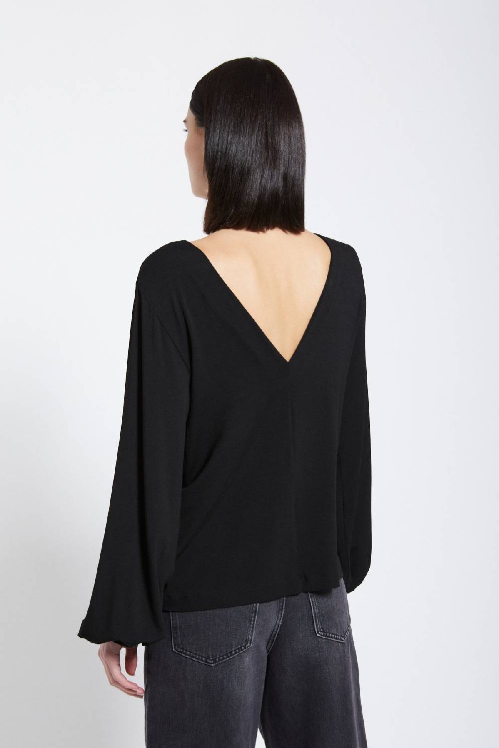 ottod'Ame Viscose blouse with flared sleeves Solo un giorno rimasto