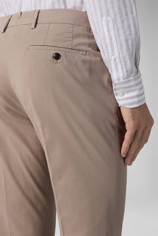 Pull Pal Zileri Chino in cotone stretch Sconto