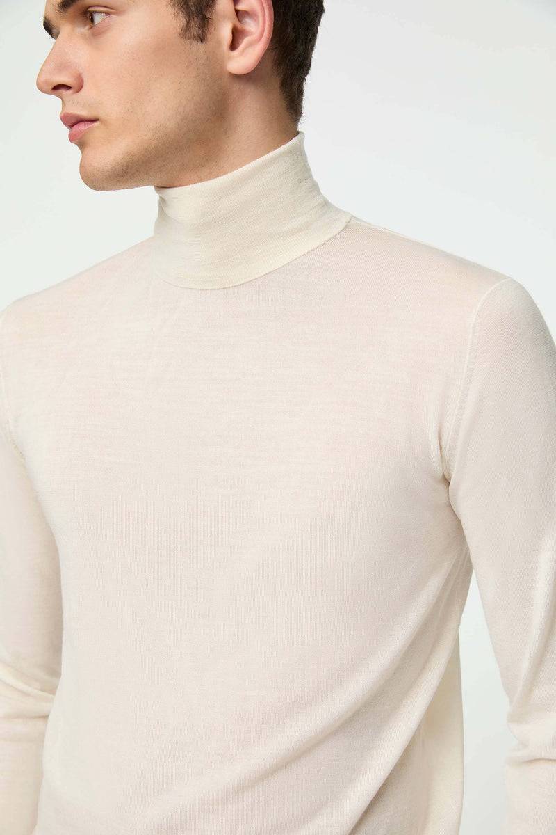 Lubiam Maglia dolcevita in lana ultralight bianco latte Maglia dolcevita in lana ultralight bianco latte Economico