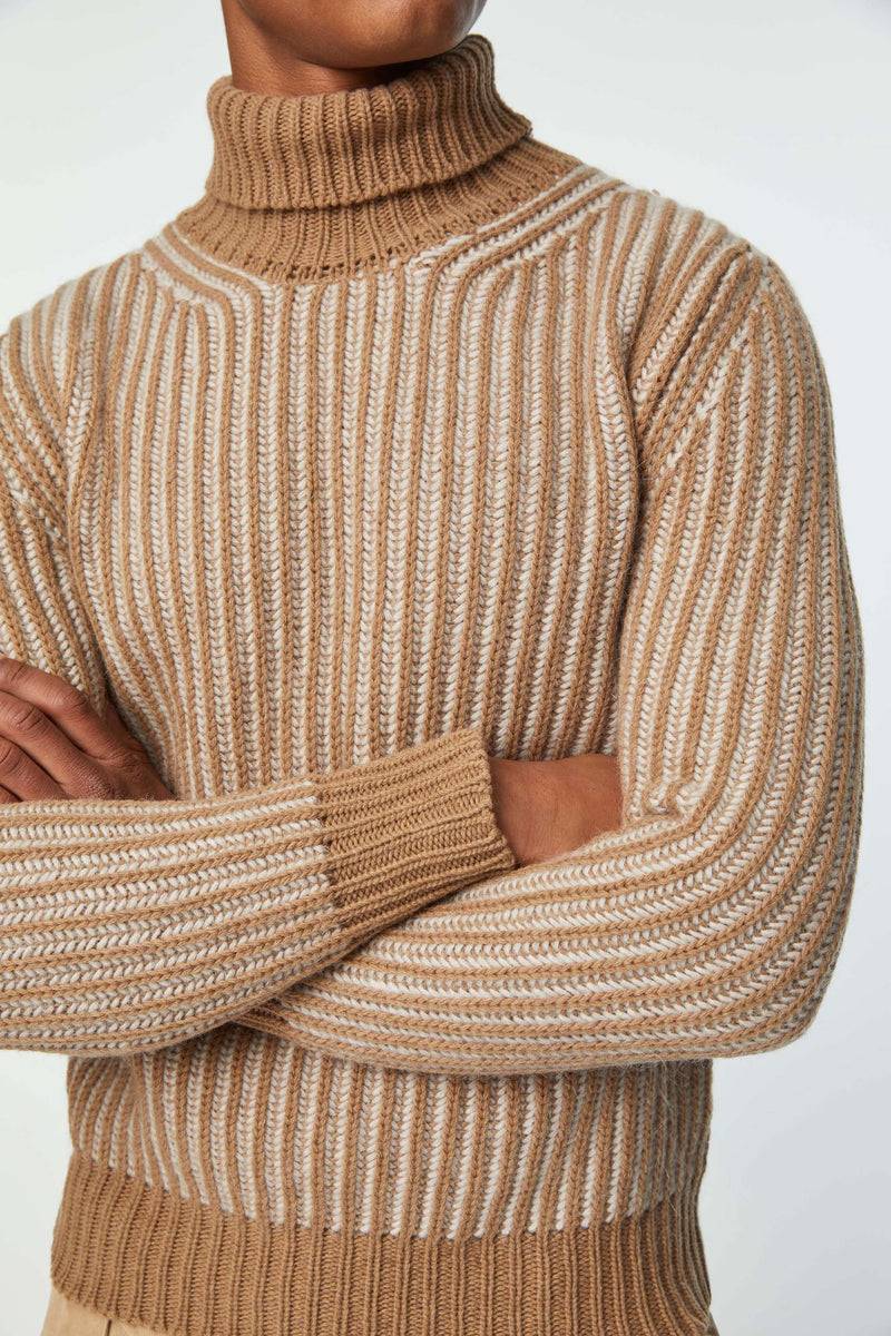 Lubiam Maglia dolcevita a coste cammello Maglia dolcevita a coste cammello Vendita Calda