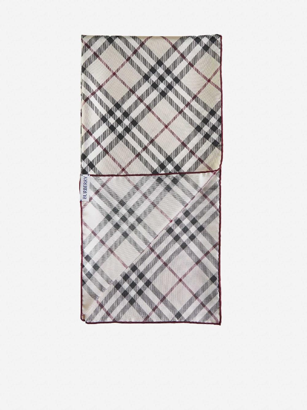 BURBERRY Foulard in twill di seta Check beige Convenienza