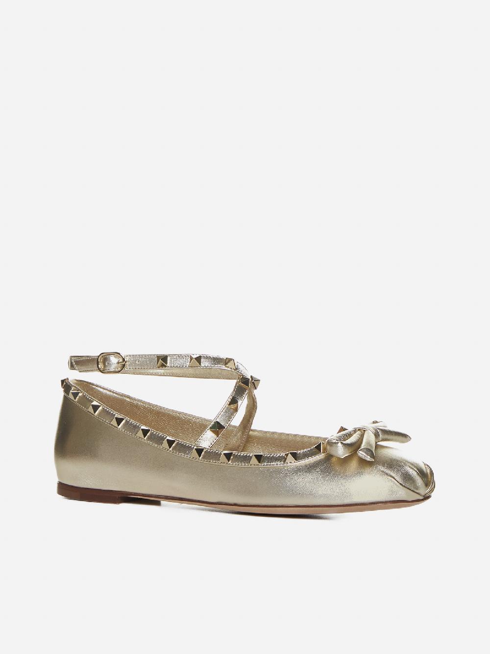 VALENTINO GARAVANI Ballerine Rockstud in pelle Spedizione Gratuita