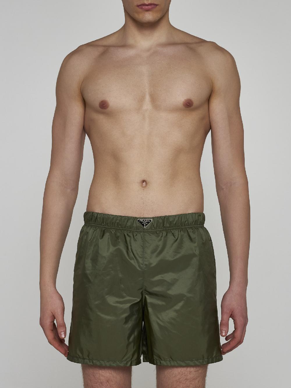 PRADA Shorts in Re-Nylon con placca-logo Fino Al -60%