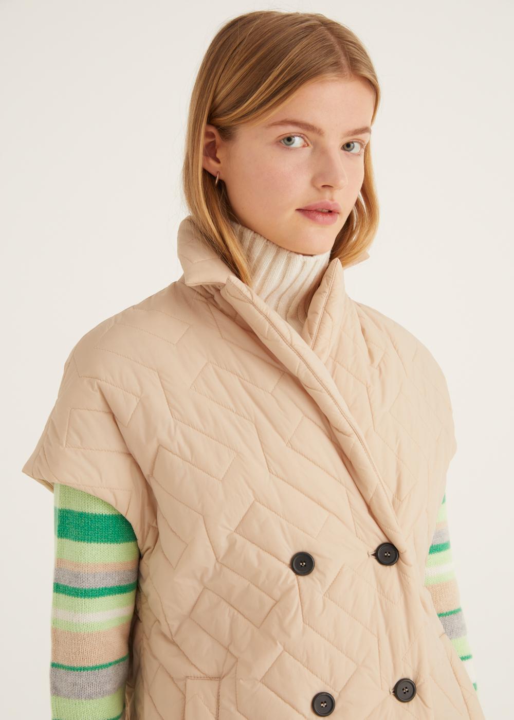 Rosso35 Gilet lungo doppiopetto trapuntato Offerte speciali