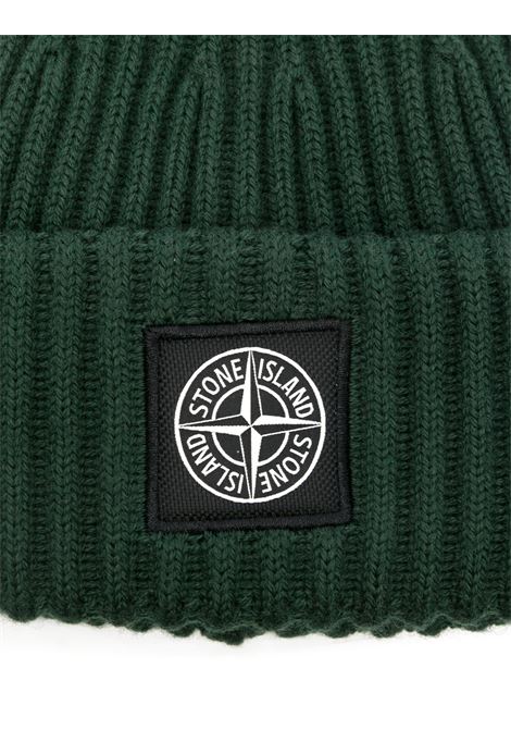 STONE ISLAND Berretto In Lana a Coste Verde Con Logo - STONE ISLAND I Più Venduti