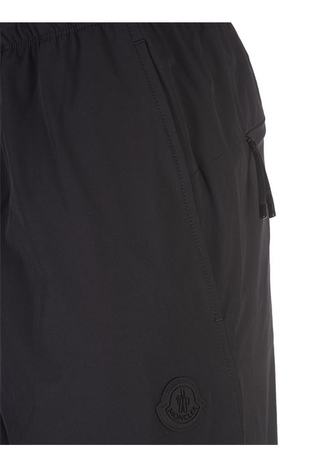 MONCLER Joggers Neri In Nylon Tecnico Stretch - MONCLER Novità