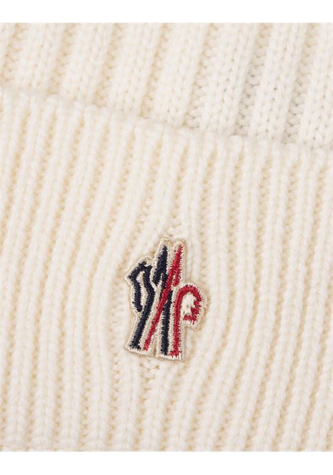 MONCLER GRENOBLE Berretto In Lana a Costine Bianca Con Patch Logo - MONCLER GRENOBLE Offerta
