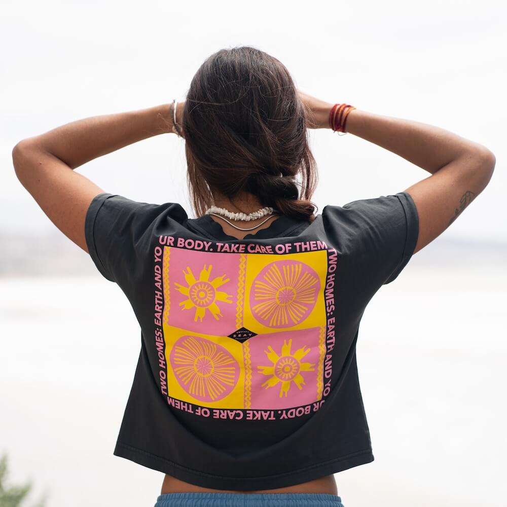 Seay / Crop T-Shirt Nera Symbols Moda