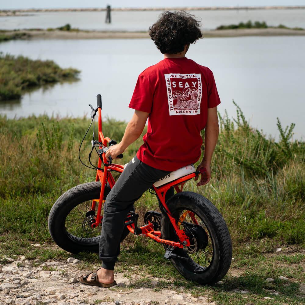 Seay / T-Shirt Rossa Ikaika Qualità