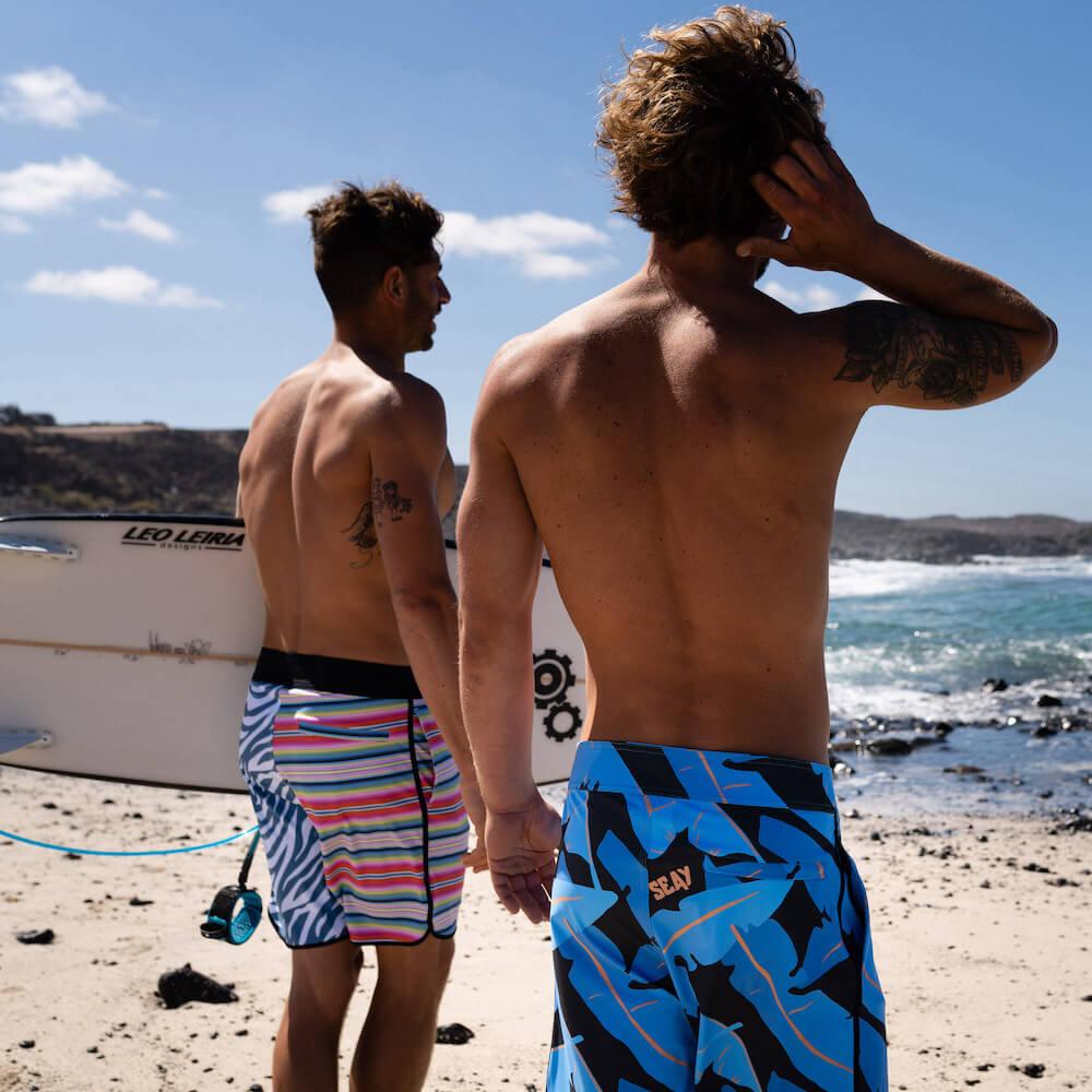 Seay / Boardshort Nero Blu Foglie Banano Alapai Offerte