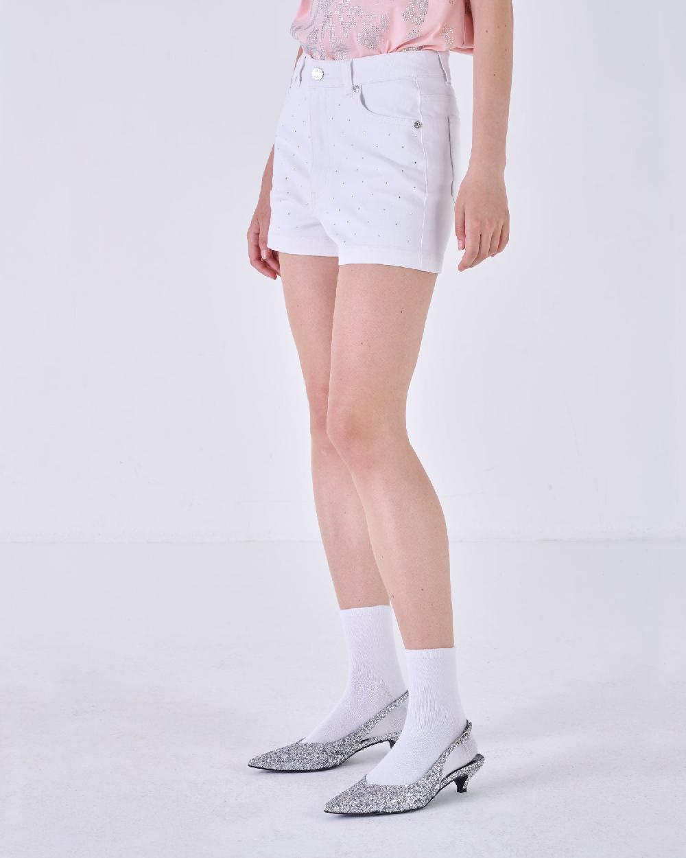 Silvian Heach Shorts con strass Novità