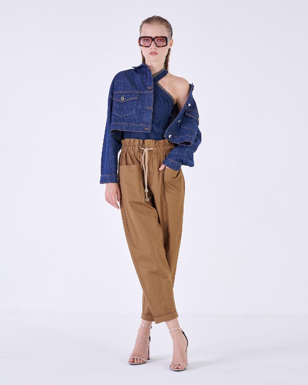 Silvian Heach Giacca cropped in denim Sconto