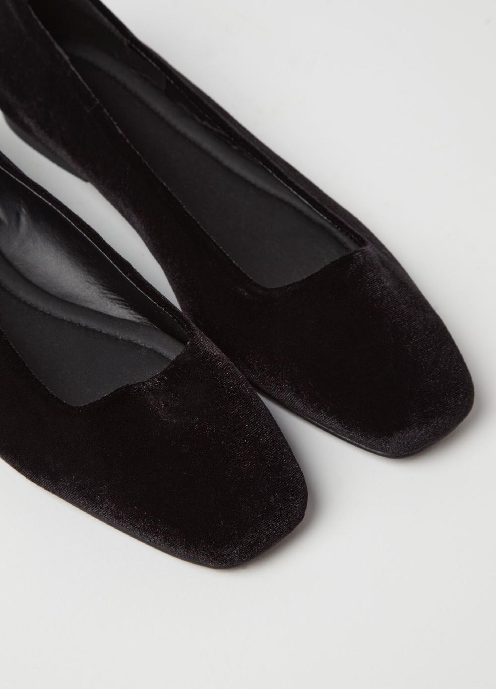 Stefanel Ballerina in velluto con cinturino in strass Offerte