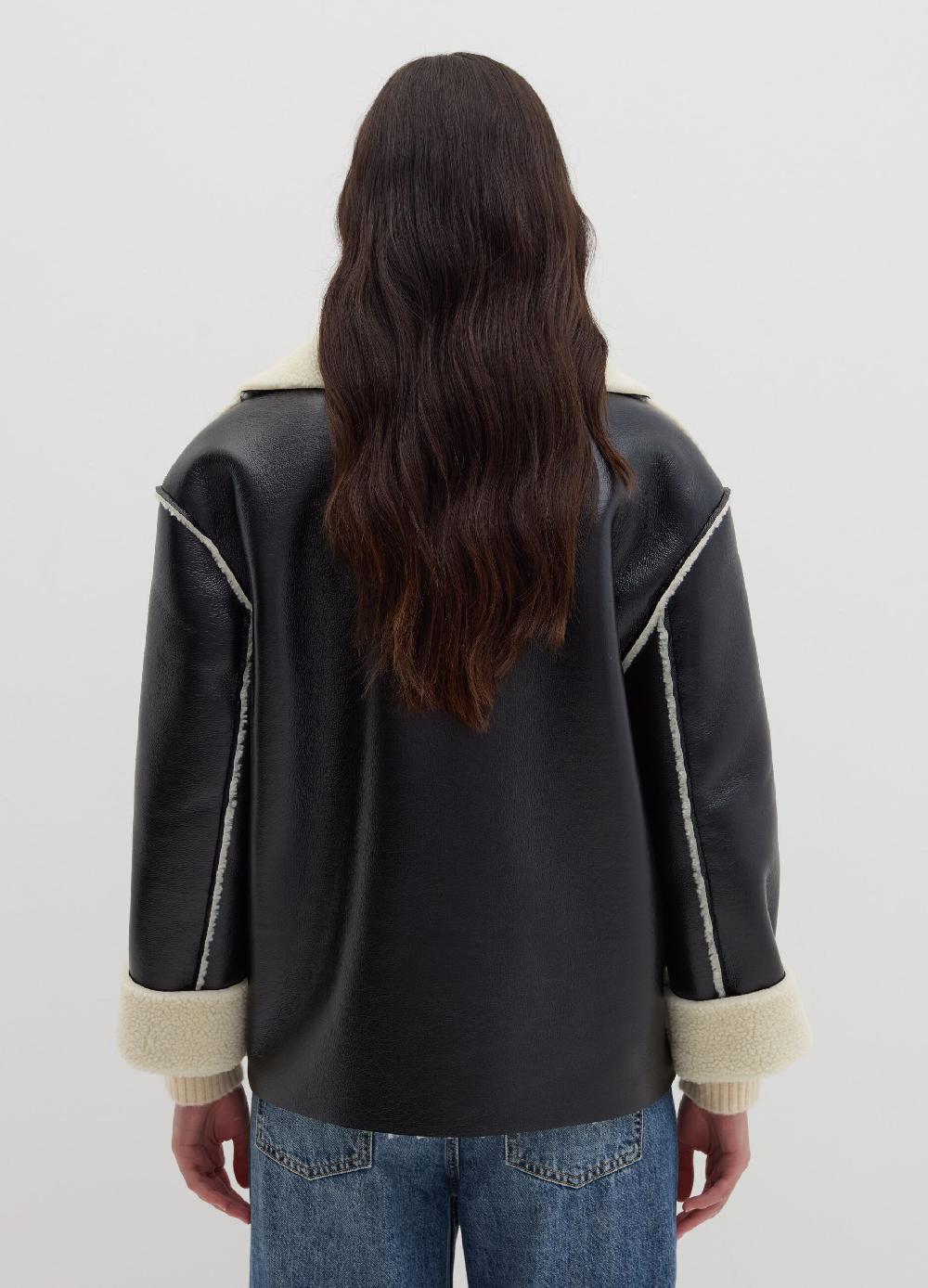 Stefanel Montone effetto lucido con interno in shearling 2025