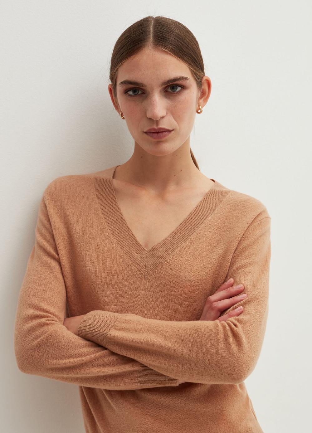 Stefanel Pullover in lana con scollo a V Promozione