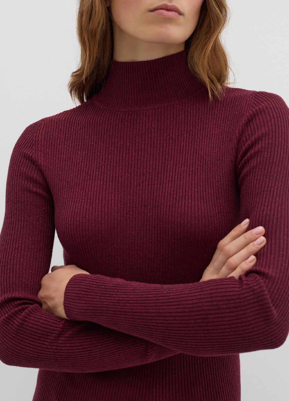 Stefanel T-shirt in lurex a costine con collo alto Convenienza