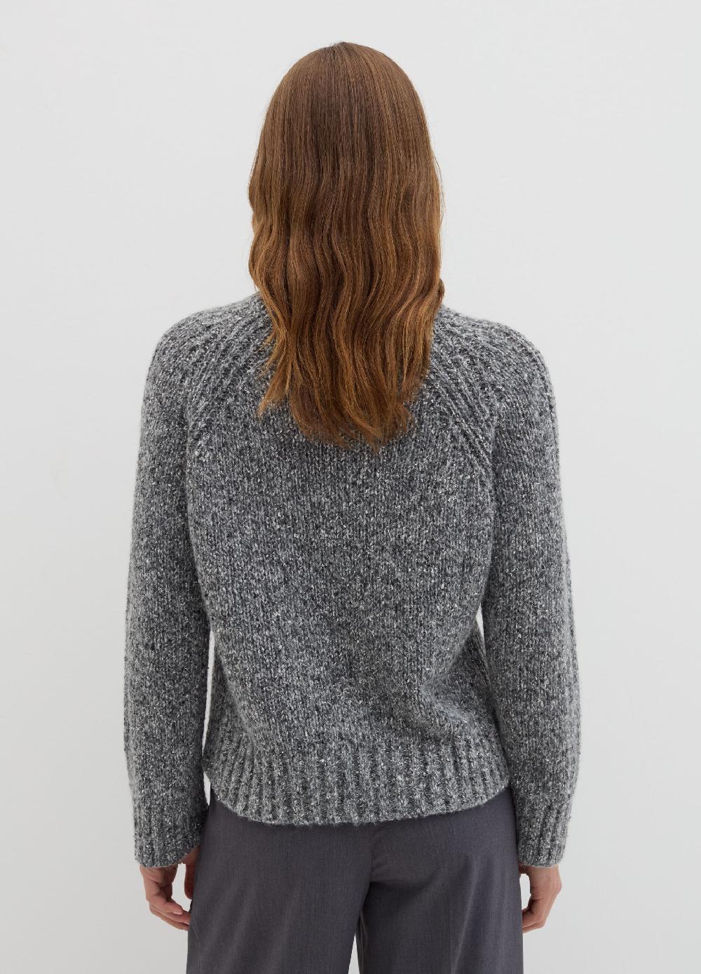 Stefanel Pullover in filato bottonato di misto seta Fino al 50% di sconto