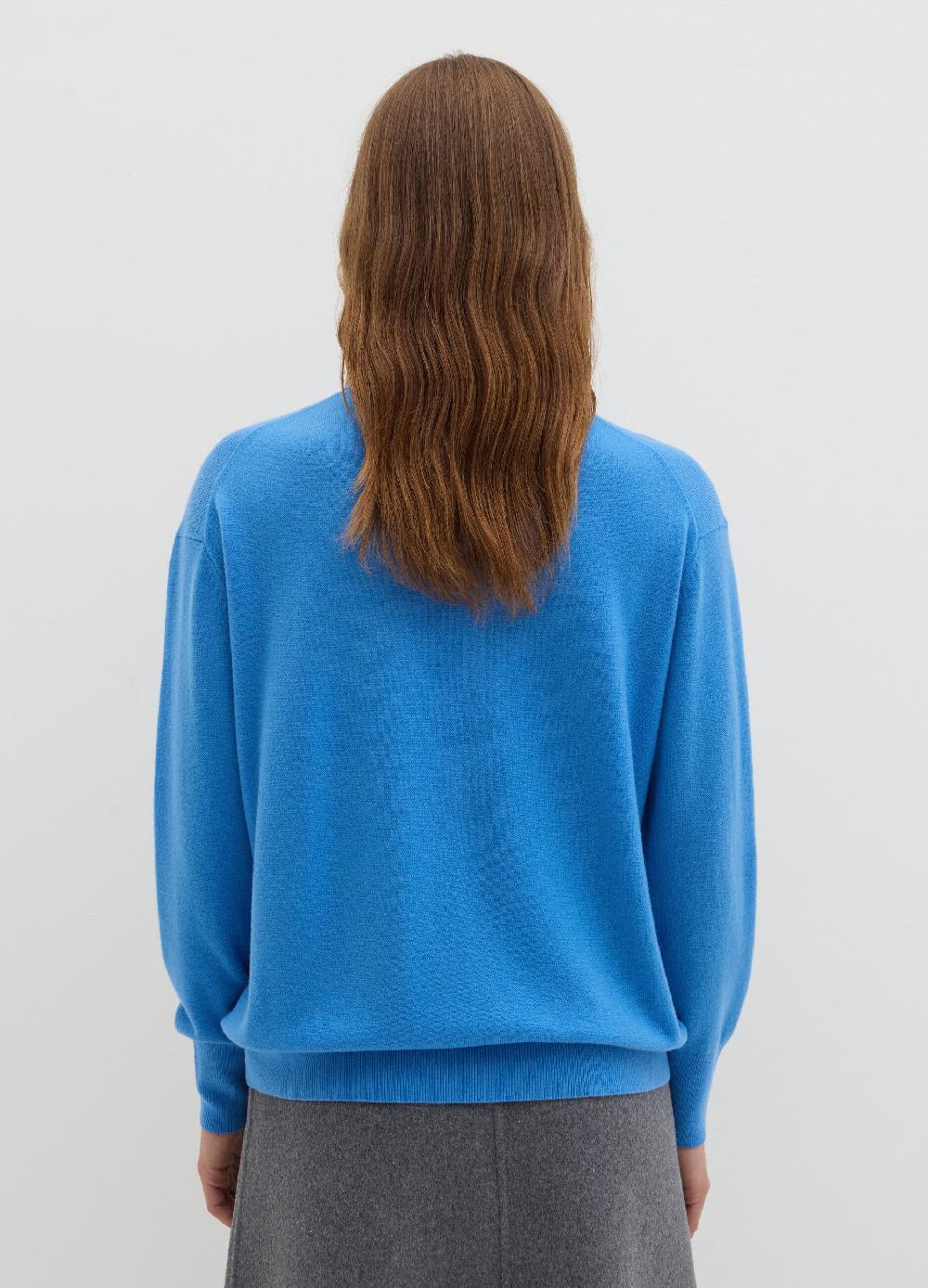 Stefanel Pullover in lana cardata a collo alto Fino al 60% di sconto