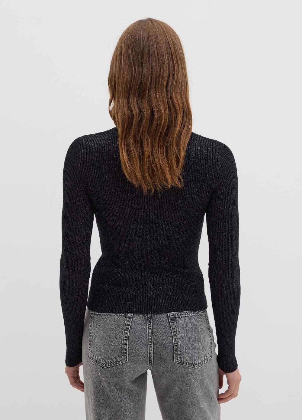 Stefanel T-shirt in lurex a costine con collo alto Fino al 55% di sconto