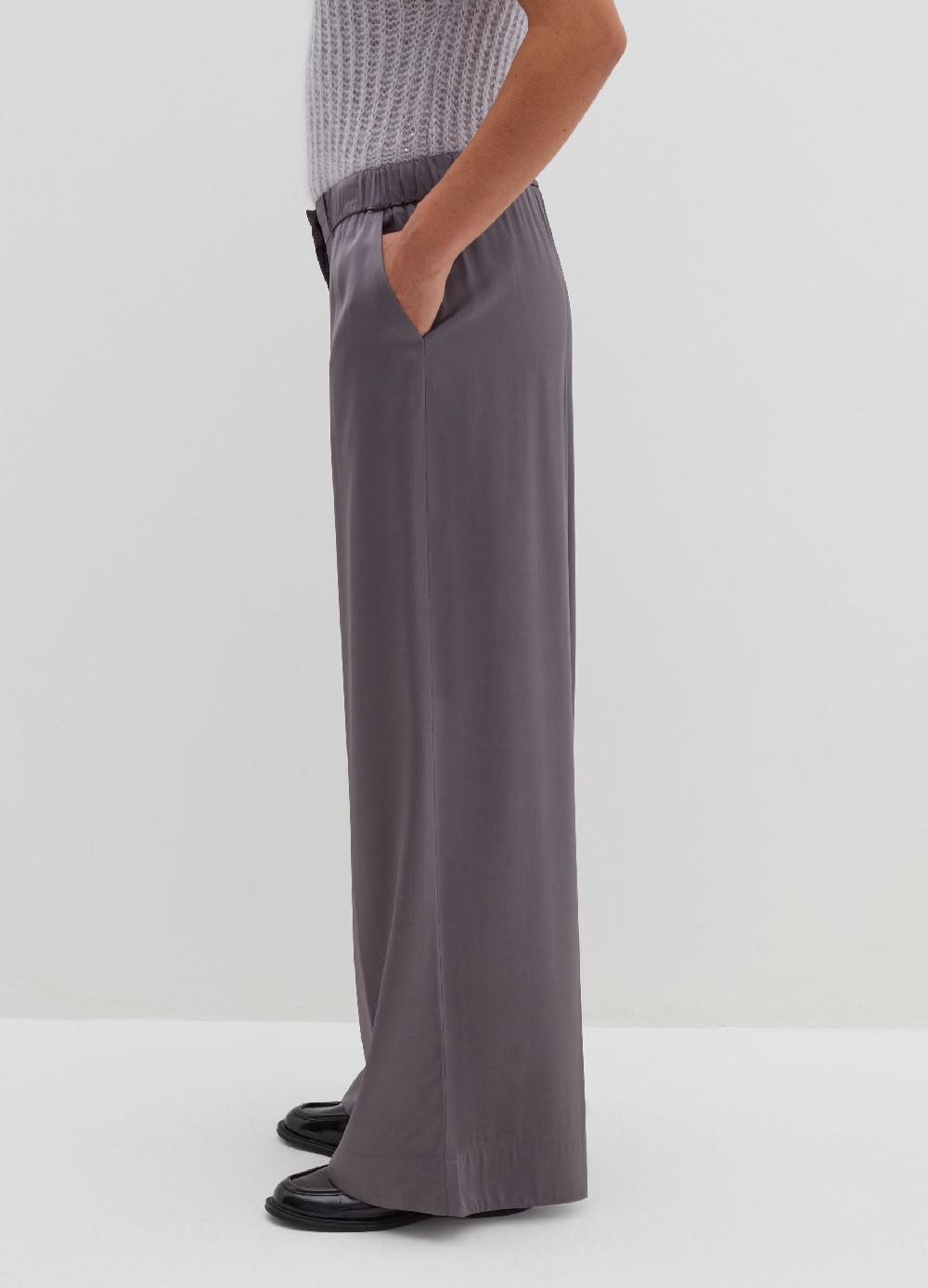 Stefanel Pantalone fluido pigiama in viscosa satin Sconto