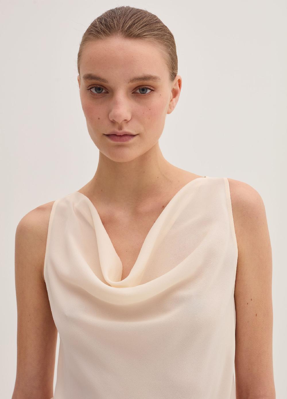 Stefanel Top in crêpe de chine con drappeggio Latest fashion