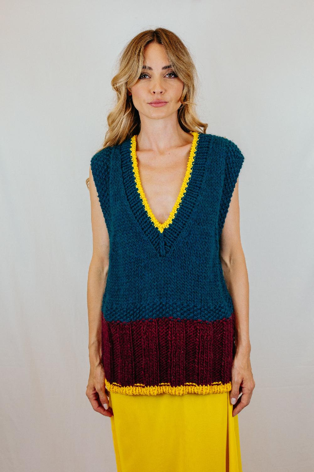 Tricot à Porter Gilet over a 3 colori Shopping Online